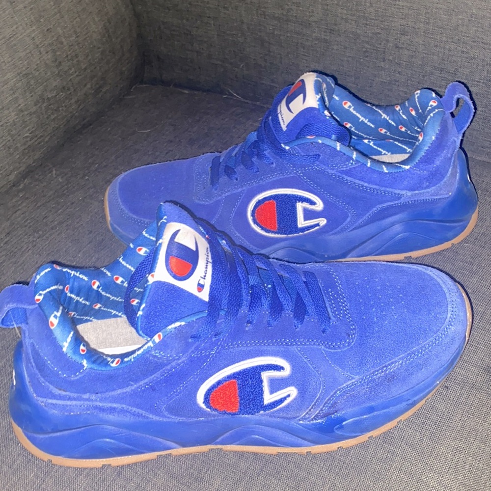 Champion Blue Sneaker size 9.5 great condition